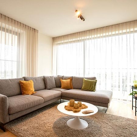 Modern En Gezellig Appartement Vlak Aan Het Strand บลังเคนเบอร์เก ภายนอก รูปภาพ