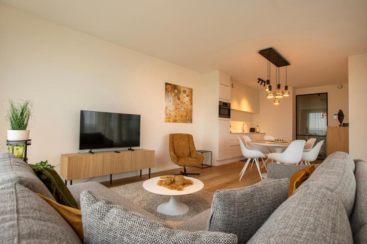 Modern En Gezellig Appartement Vlak Aan Het Strand บลังเคนเบอร์เก ภายนอก รูปภาพ